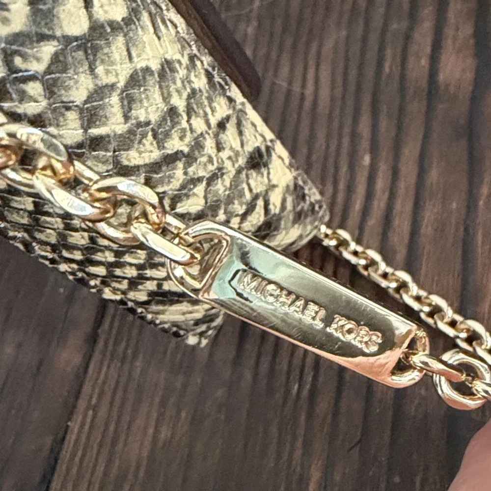 Michael Kors Izzy large clutch straw weave and python leather gold chain strap